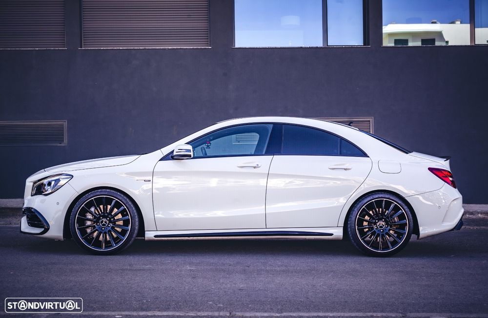 Mercedes-Benz CLA 45 AMG 4-Matic - 2