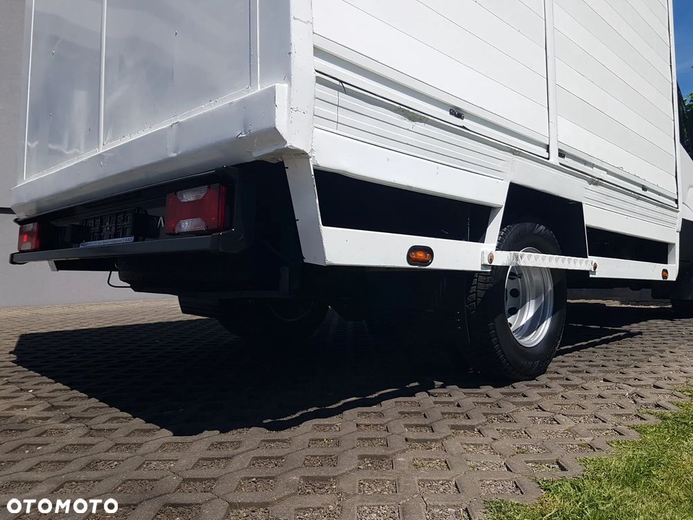 Iveco 70C18 KONTENER ROLETY BOK DO TRANSPORTU WODY 3,23x2,21x1,86 KLIMA DMC 7000KG RAMA PODWOZIE - 22