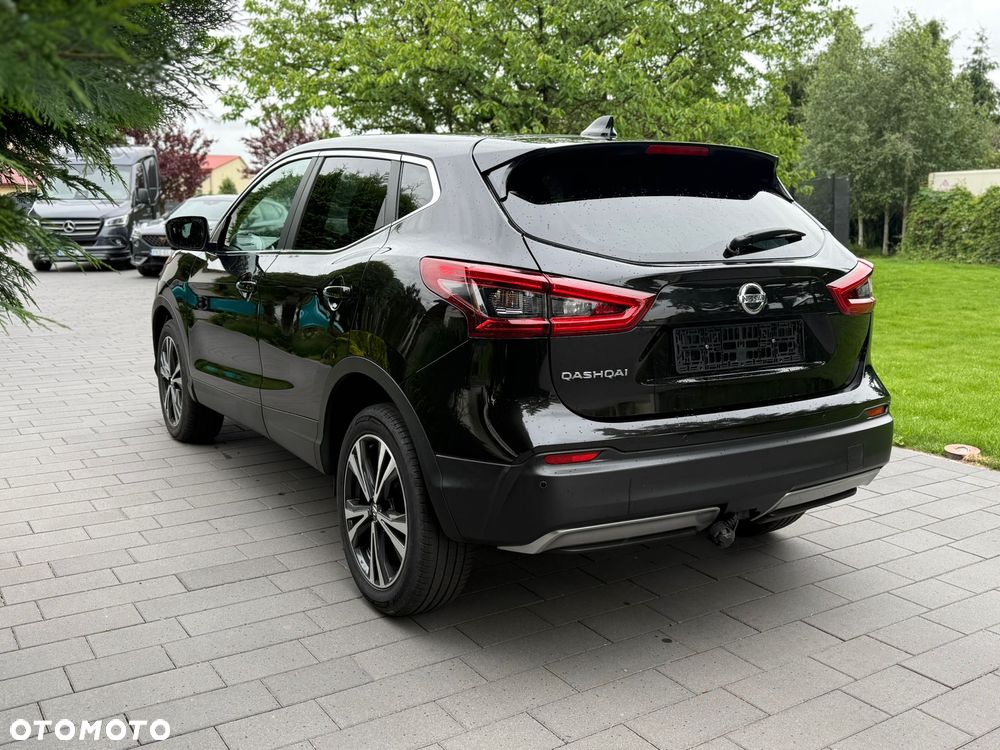 Nissan Qashqai 1.7 dCi 4x4 Tekna Xtronic - 8