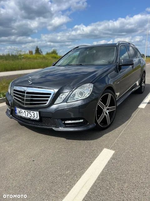 Mercedes-Benz Klasa E 350 T CDI DPF BlueEFFICIENCY 7G-TRONIC Avantgarde - 1