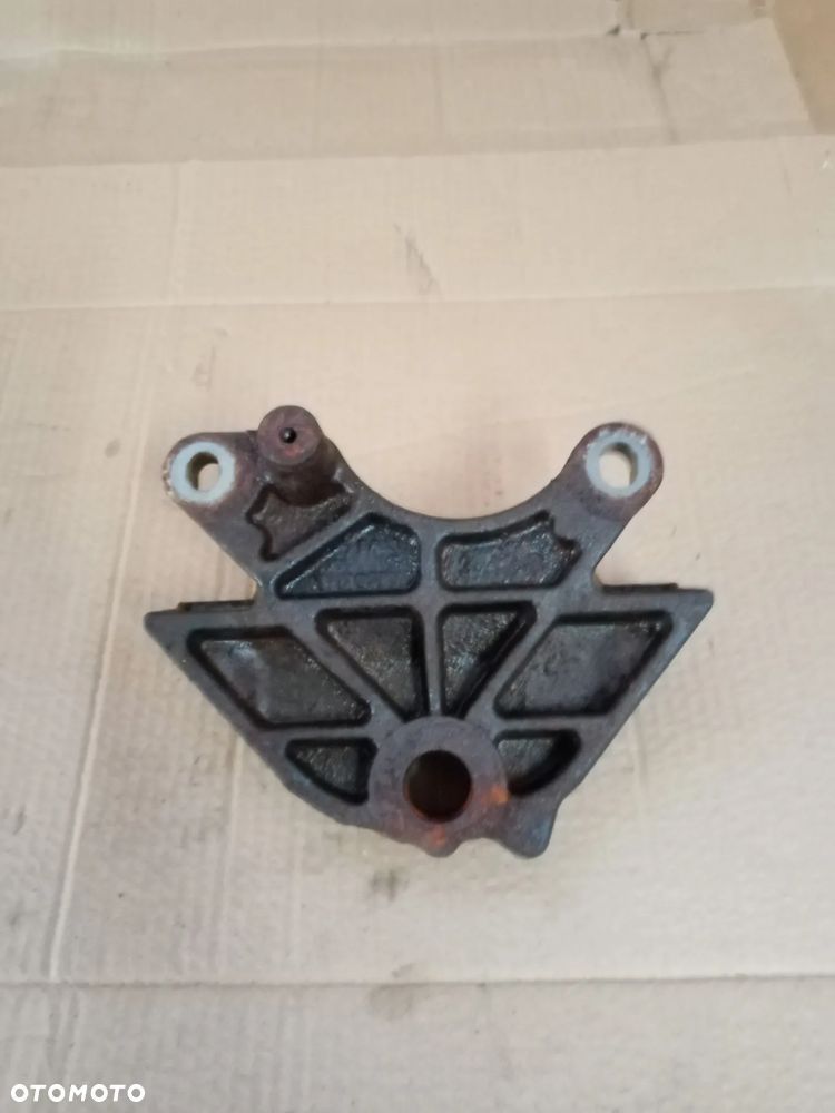 Łapa mocowanie wspornik silnika Fiat 500 0.9 51912571 - 1