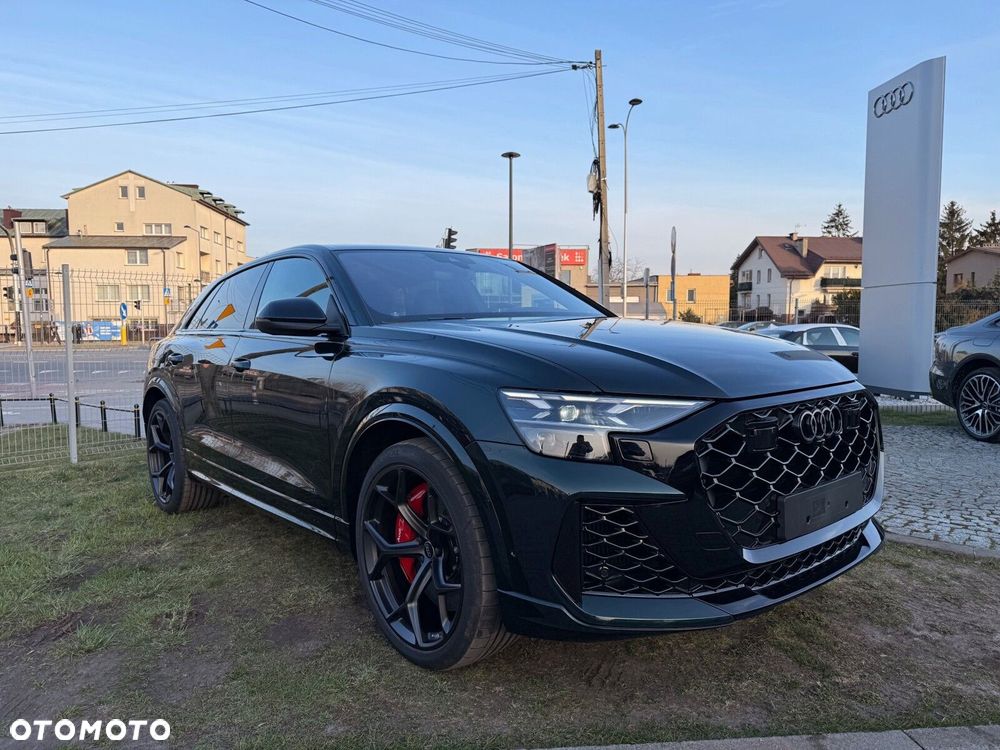 Audi RS Q8 - 3