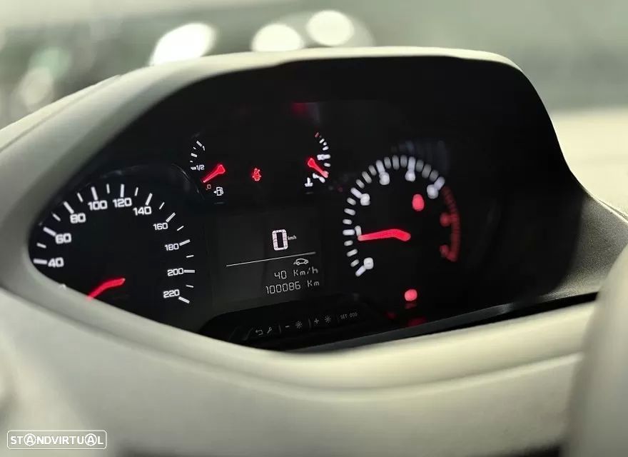 Peugeot partner - 8