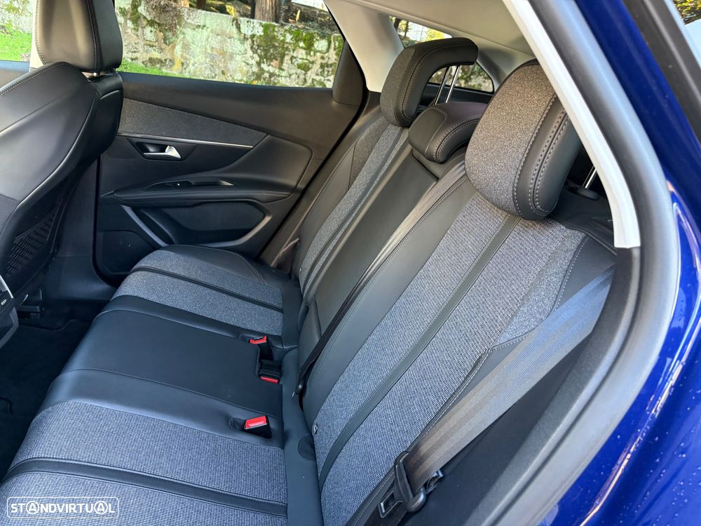 Peugeot 3008 BlueHDi 130 Stop & Start EAT8 Allure - 15