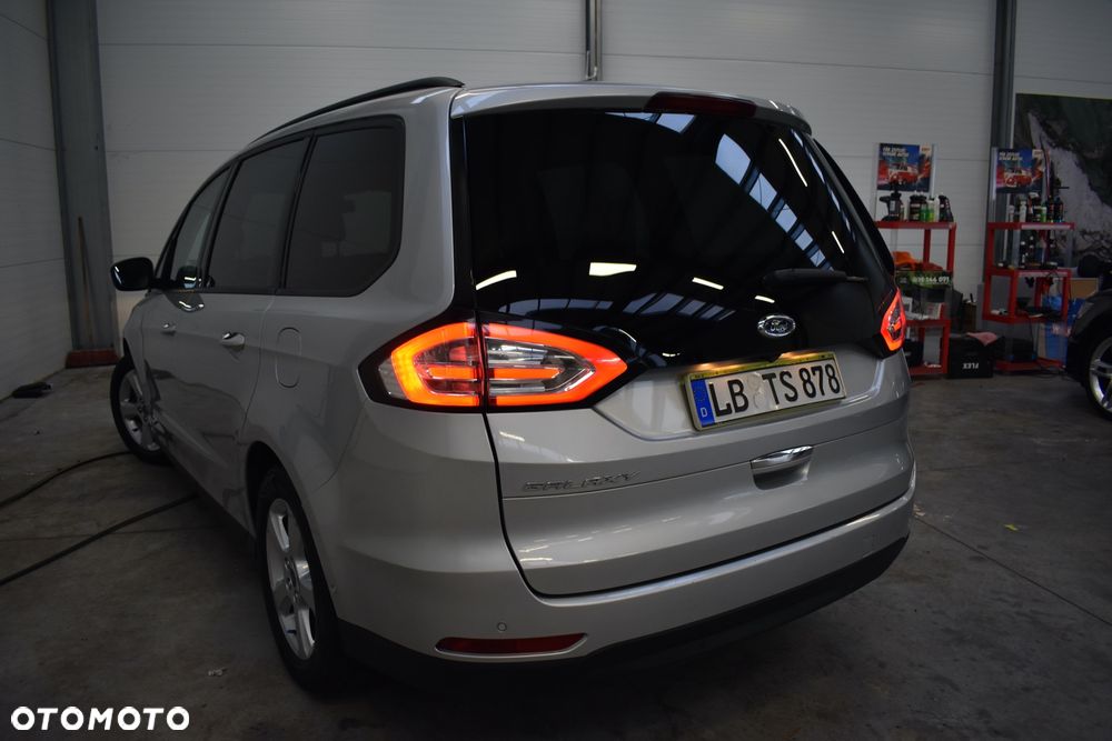 Ford Galaxy - 6