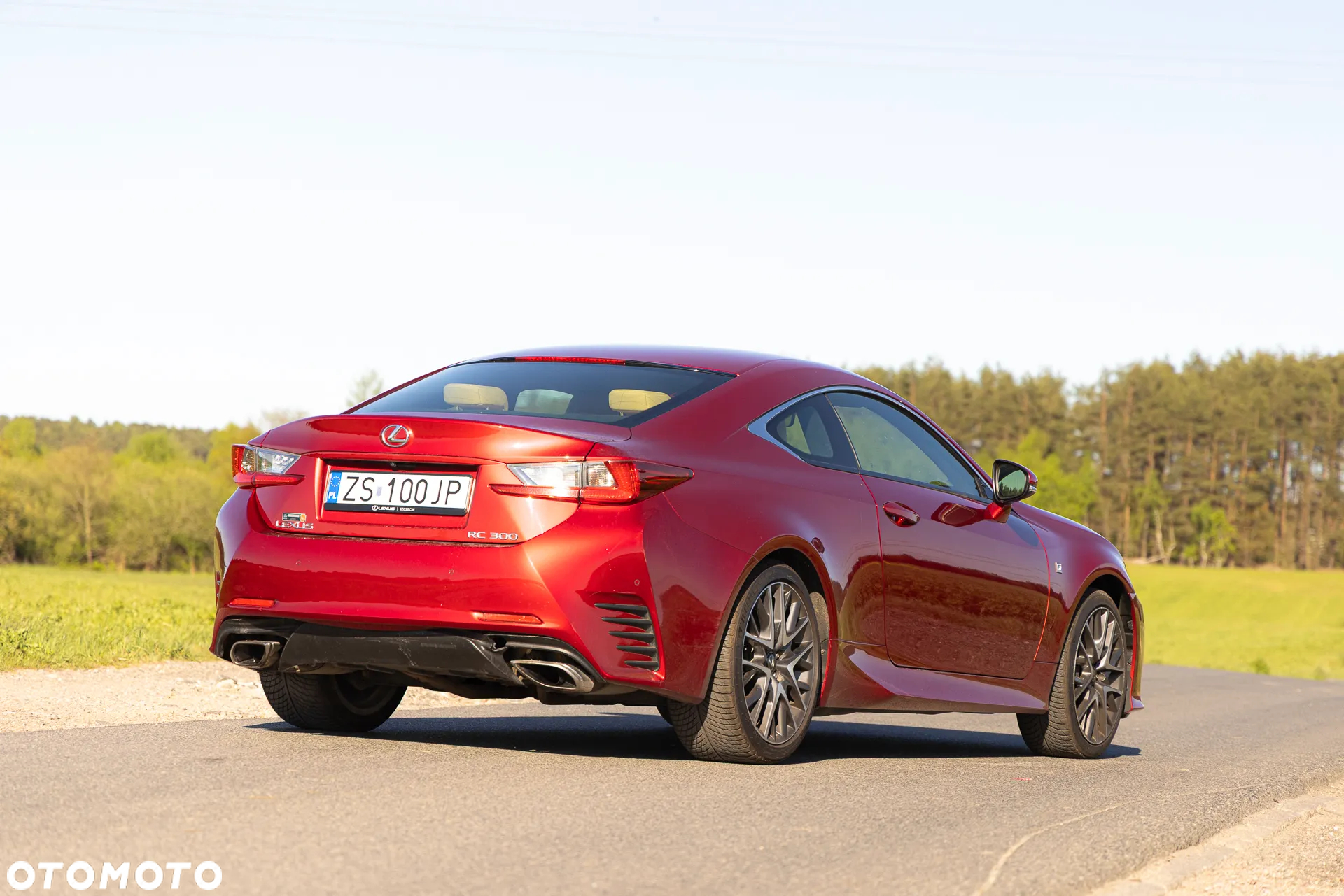 Lexus RC 200t / 300 F Sport - 8
