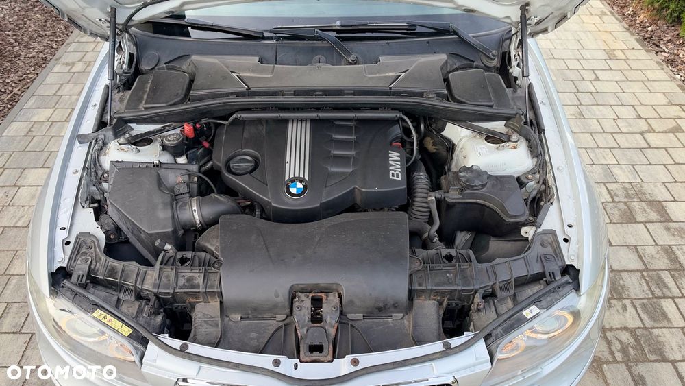 BMW Seria 1 - 32