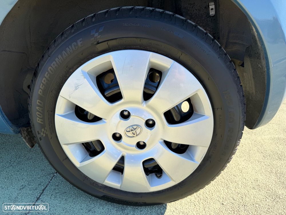 Toyota Yaris 1.4 D-4D Sol AC+VSC - 11