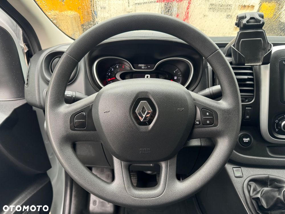 Renault Trafic - 18