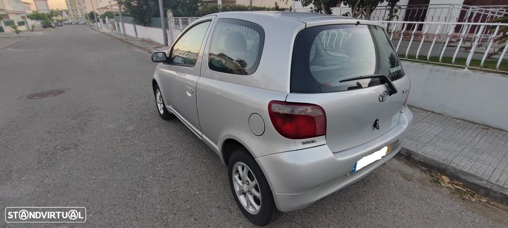 Toyota Yaris 1.0 Sol ABS - 5