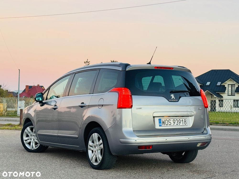 Peugeot 5008 2015 photo 4