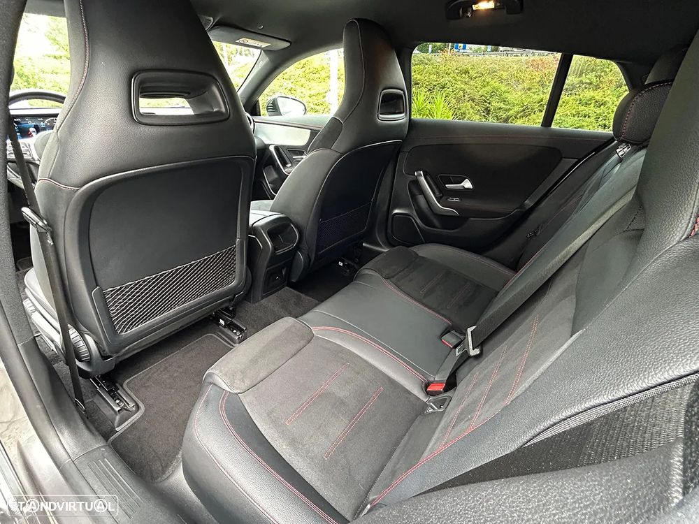 Mercedes-Benz CLA 180 d Shooting Brake AMG Line Aut. - 23