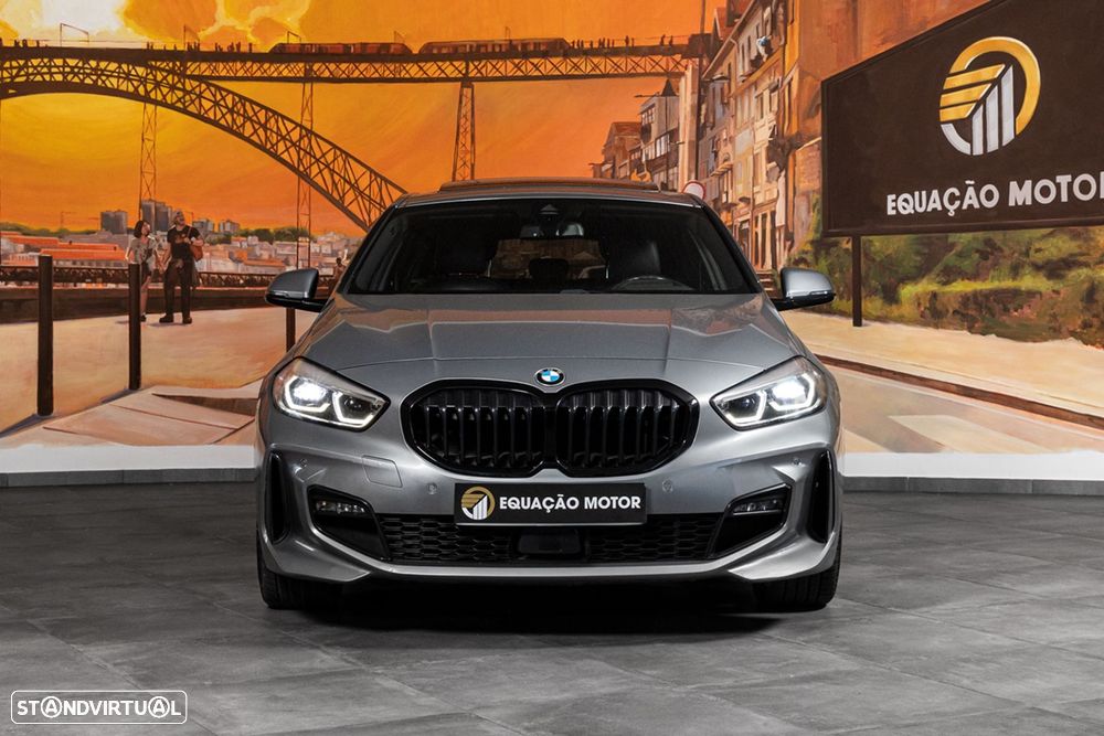 BMW 118 i Pack Desportivo M Auto - 2