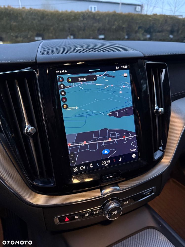 Volvo XC 60 B5 B AWD Ultra Dark - 13