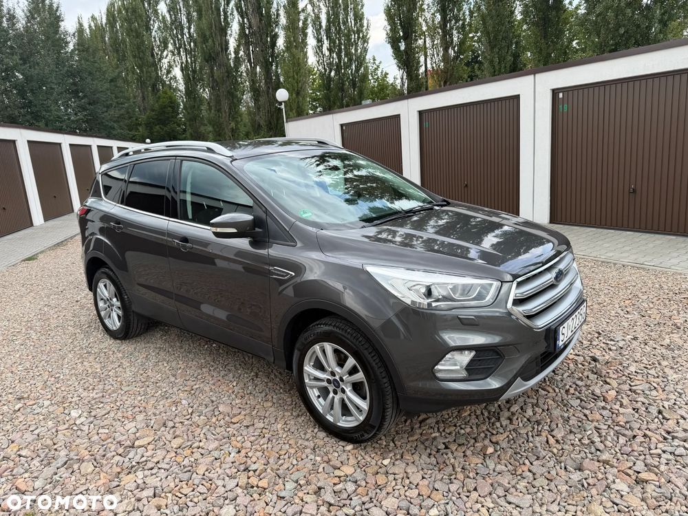 Ford Kuga 1.5 EcoBoost 2x4 Titanium - 5