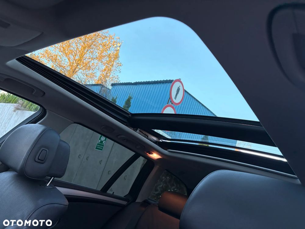 BMW Seria 5 - 29