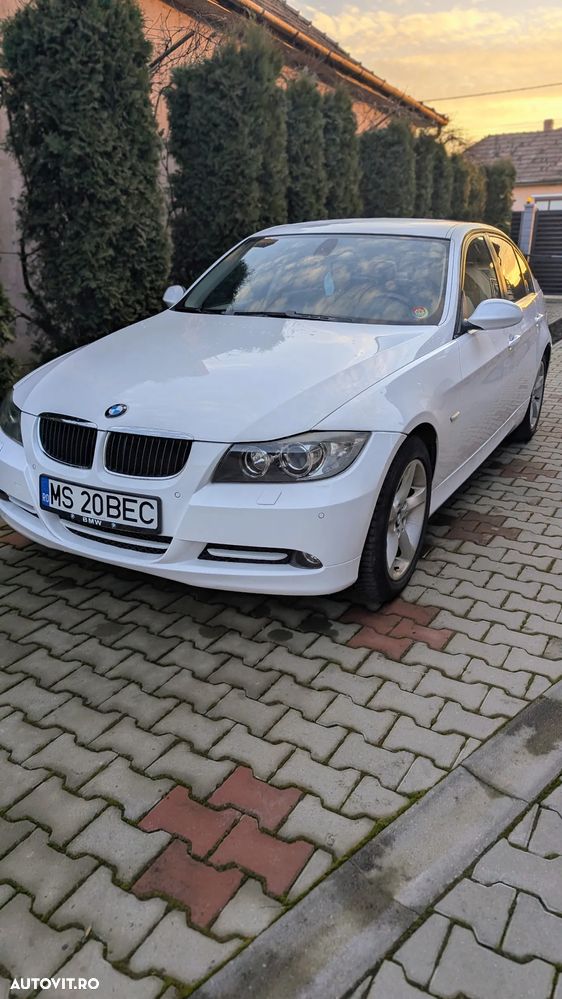 BMW Seria 3 318d - 3