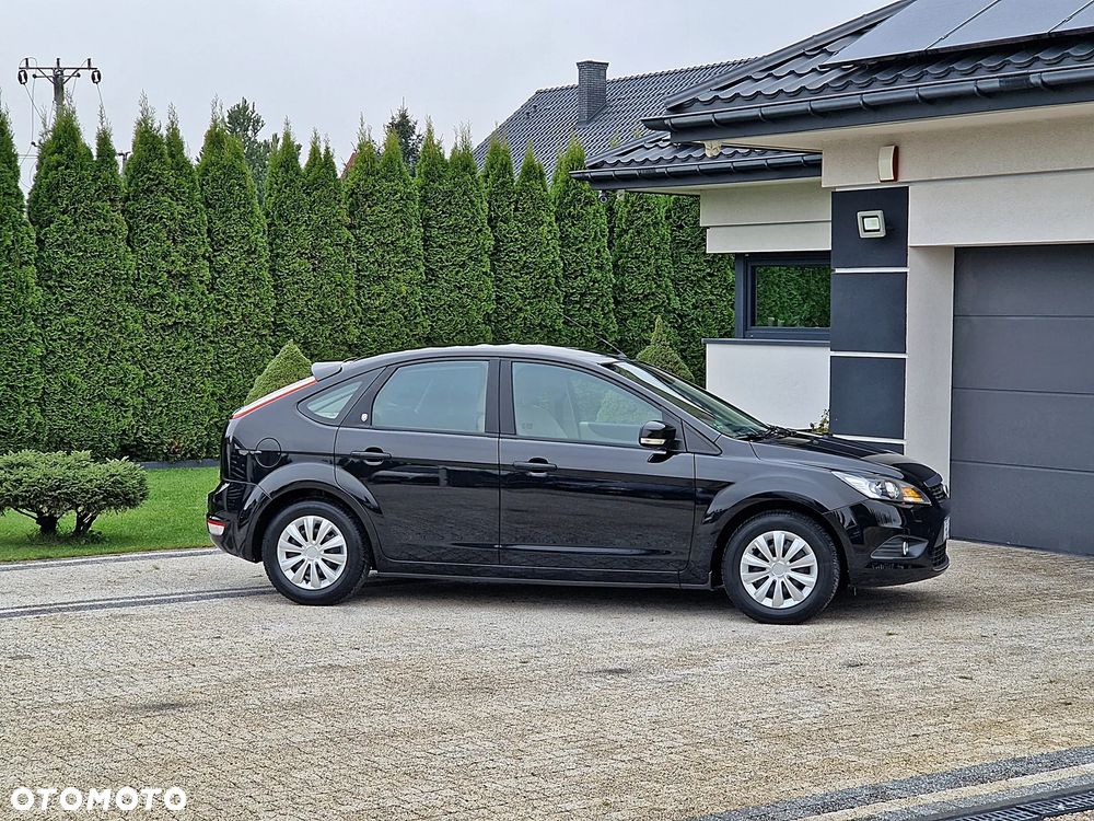 Ford Focus 1.6 Ghia - 2