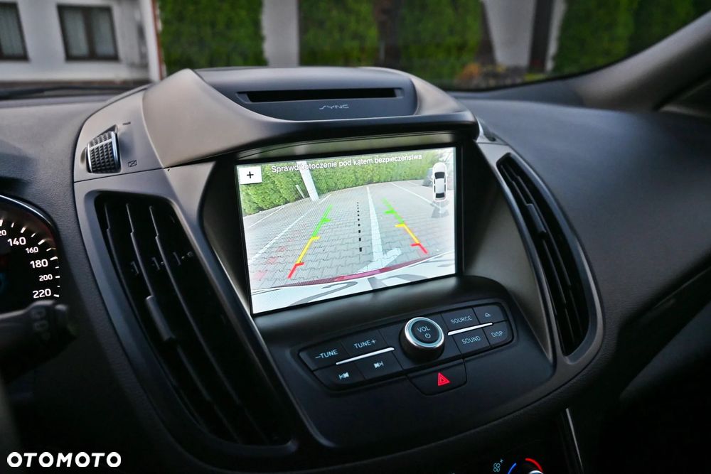 Ford Kuga 2.0 TDCi 4x4 ST-Line - 35