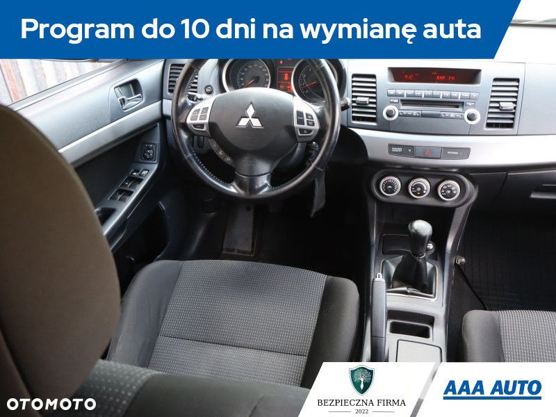 Mitsubishi Lancer - 9