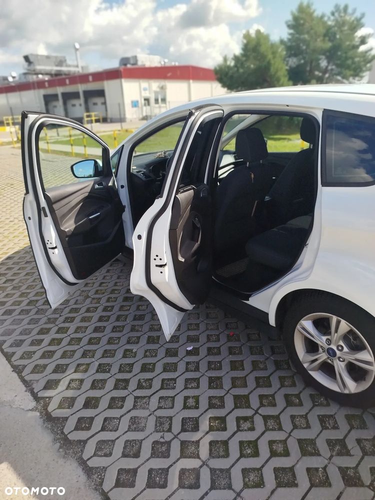 Ford C-MAX ver-1-5-tdci-edition - 24