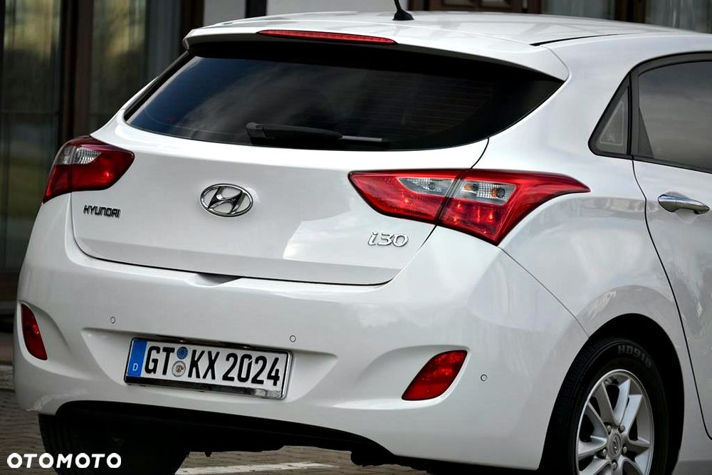 Hyundai i30 1.4 Fifa World Cup Edition - 16