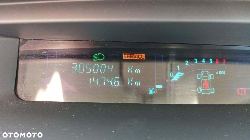 Renault Scenic 1.6 16V Authentique - 3