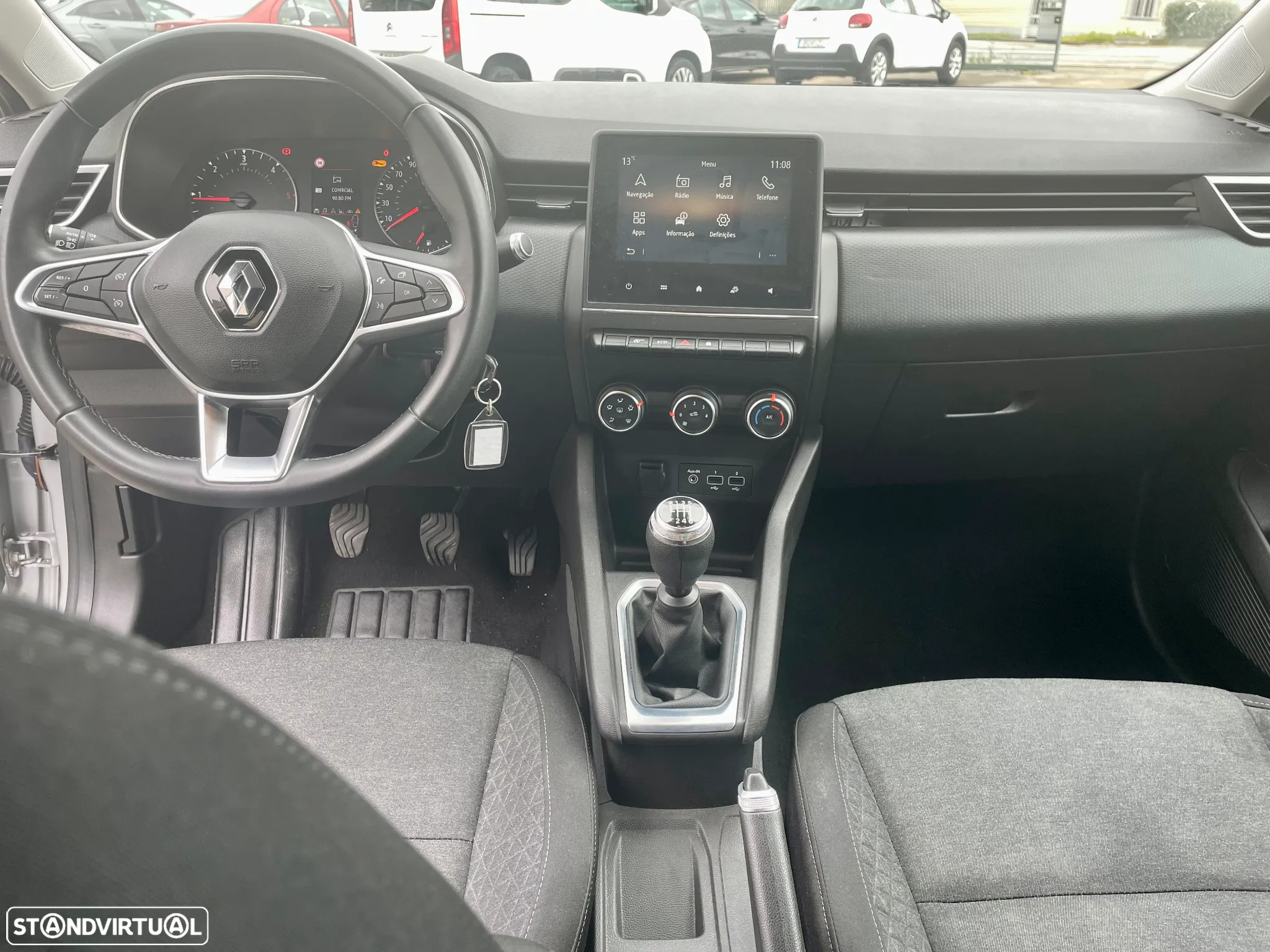 Renault Clio BLUE dCi 85 BUSINESS EDITION - 6