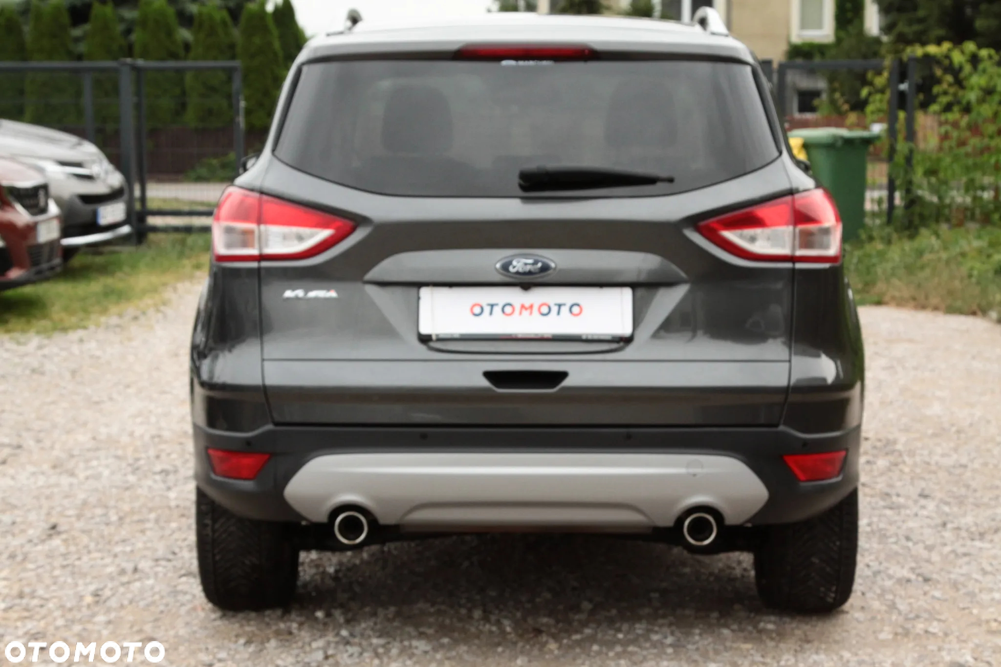 Ford Kuga 2.0 TDCi 2x4 Titanium - 9