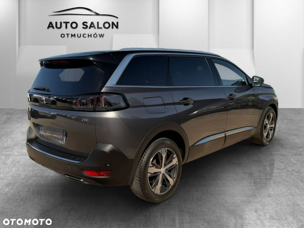 Peugeot 5008 - 5