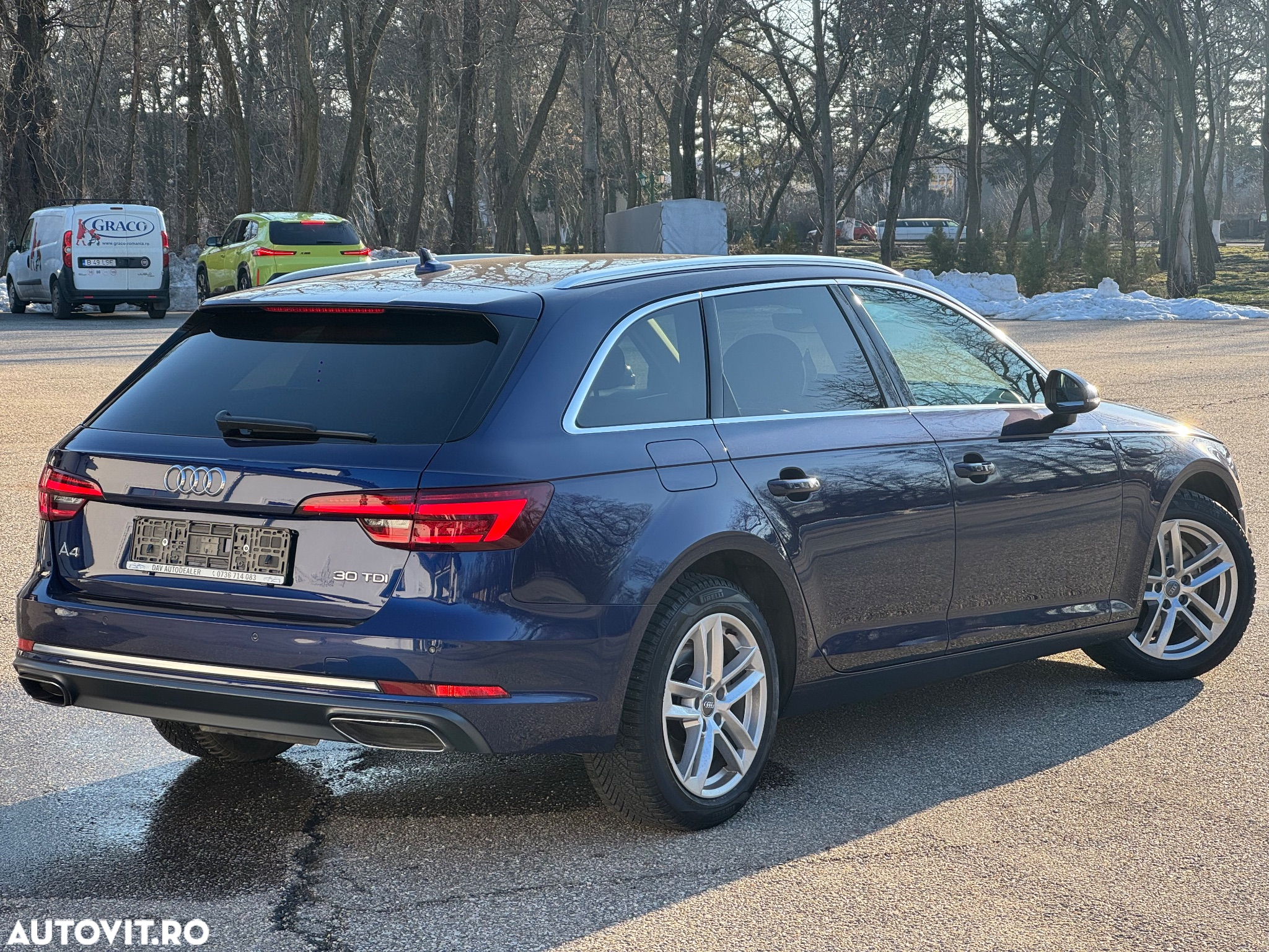 Audi A4 Avant 30 TDI S tronic sport - 11