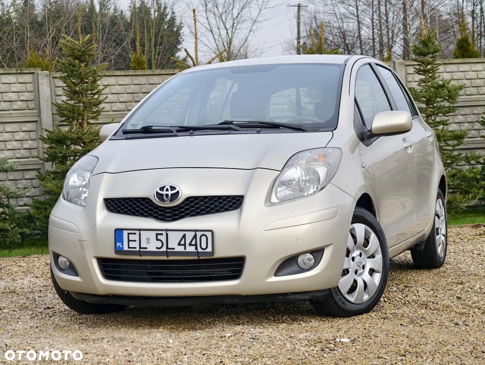Toyota Yaris 1.33 Premium - 18