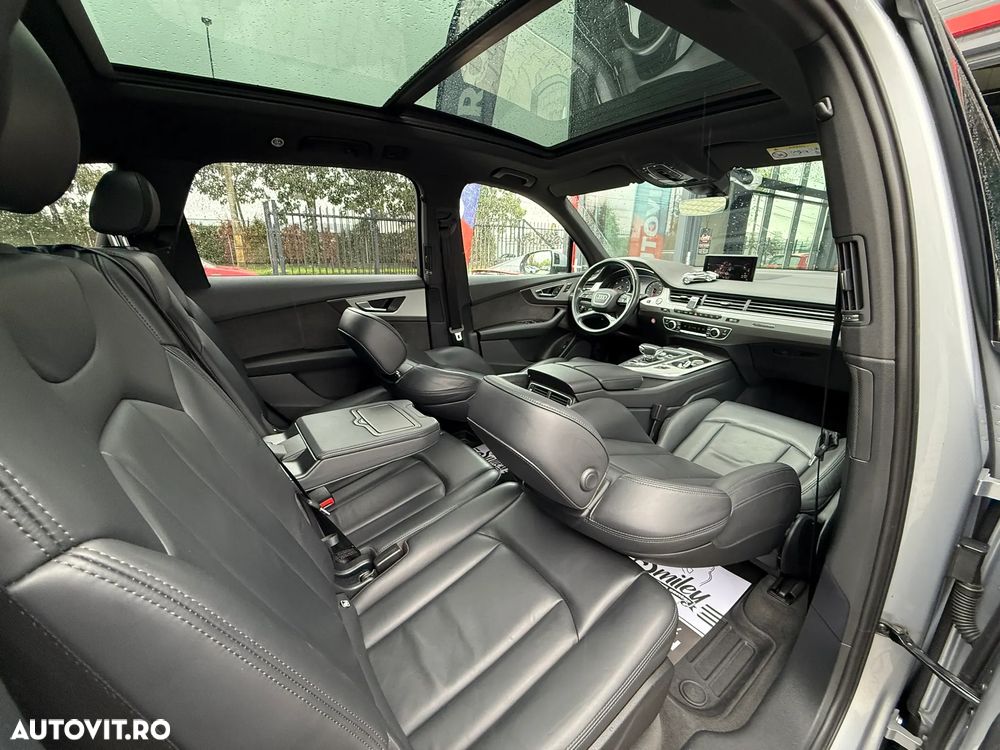Audi Q7 50 TDI quattro Tiptronic S line - 25