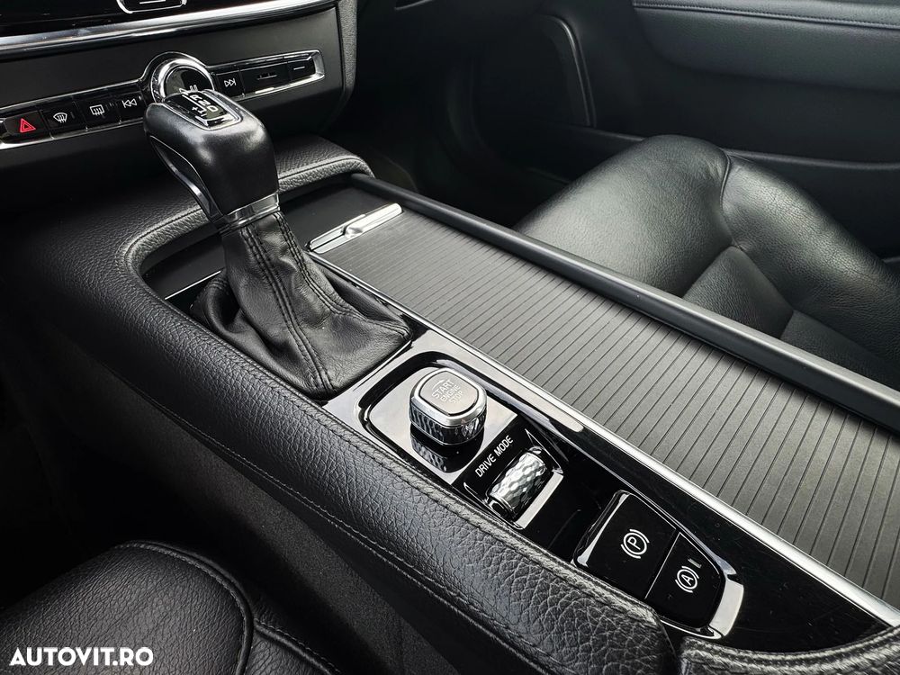Volvo S90 D4 Momentum - 13