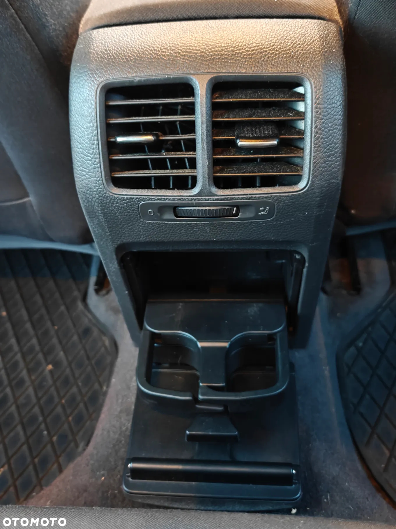 Volkswagen Jetta 1.6 Comfortline - 13