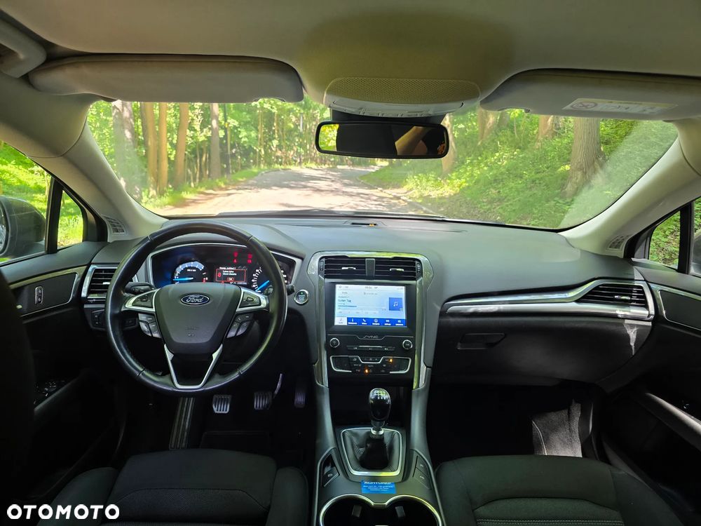 Ford Mondeo 2.0 TDCi Titanium - 25
