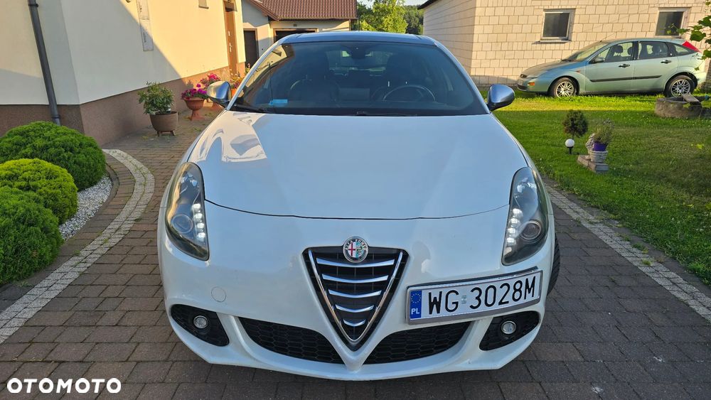 Alfa Romeo Giulietta 2.0 JTDM Distinctive - 2