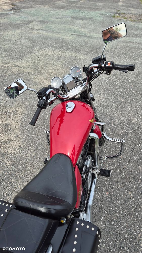 Honda Shadow - 7
