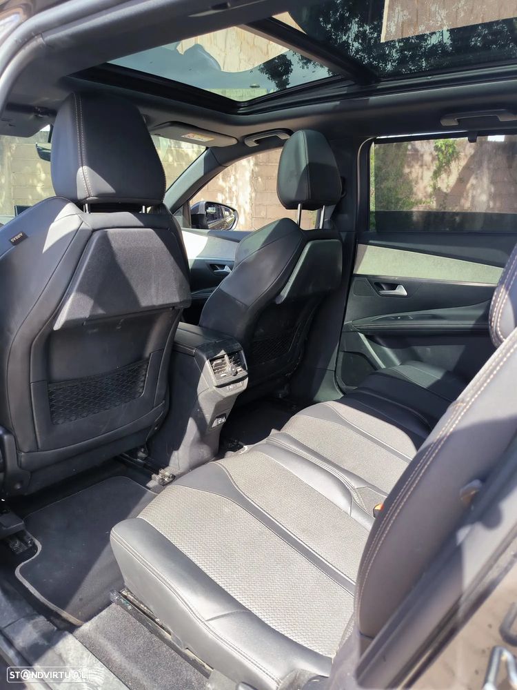 Peugeot 5008 1.5 BlueHDi Allure Pack EAT8 - 17