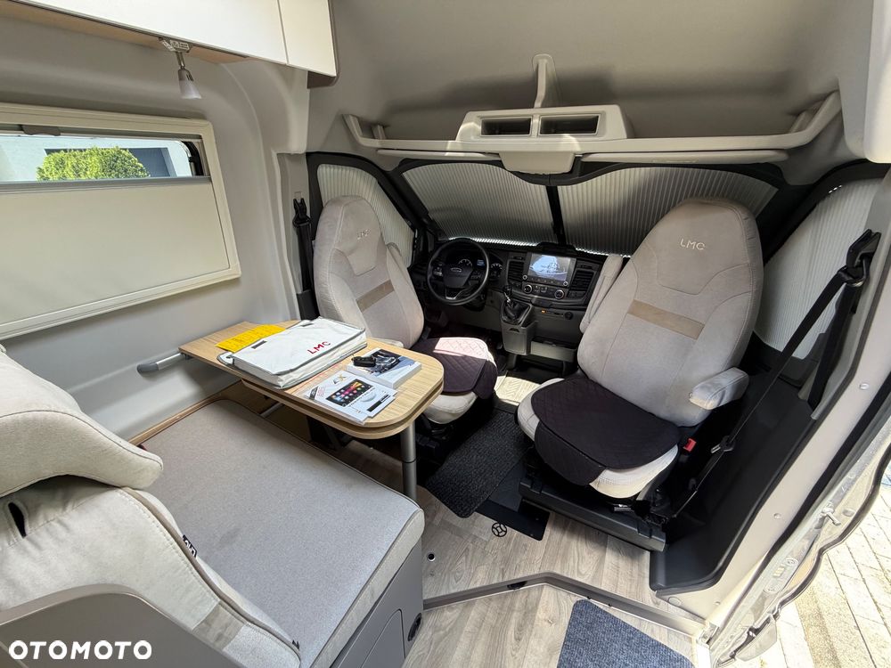 Ford LMC INNOVAN C 590 - 28