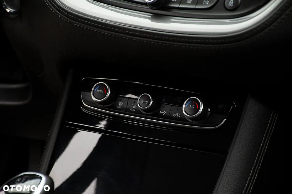 Opel Grandland X 1.5 D Start/Stop Business INNOVATION - 21