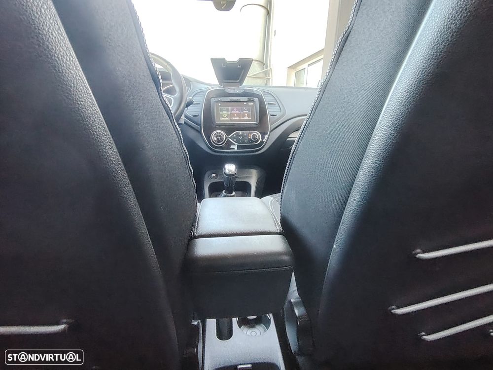 Renault Captur 0.9 TCE Exclusive - 19
