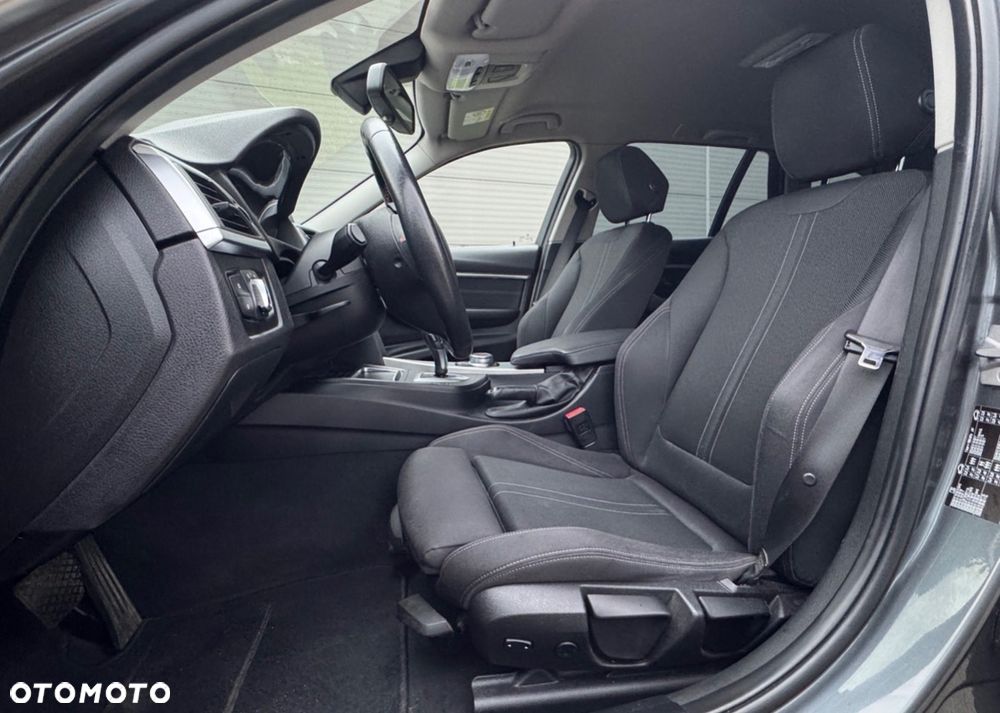 BMW Seria 3 - 32