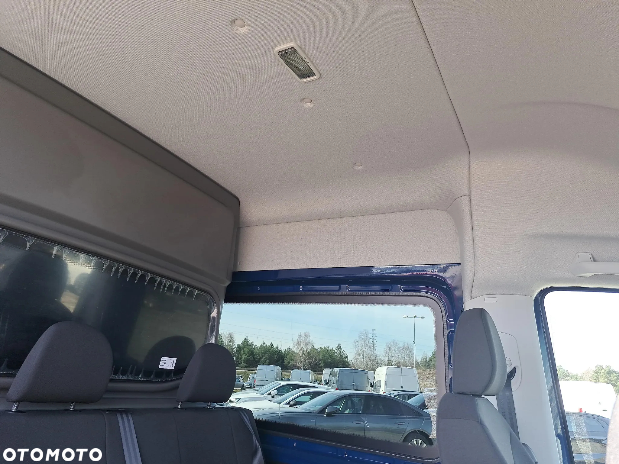 Volkswagen Crafter - 11