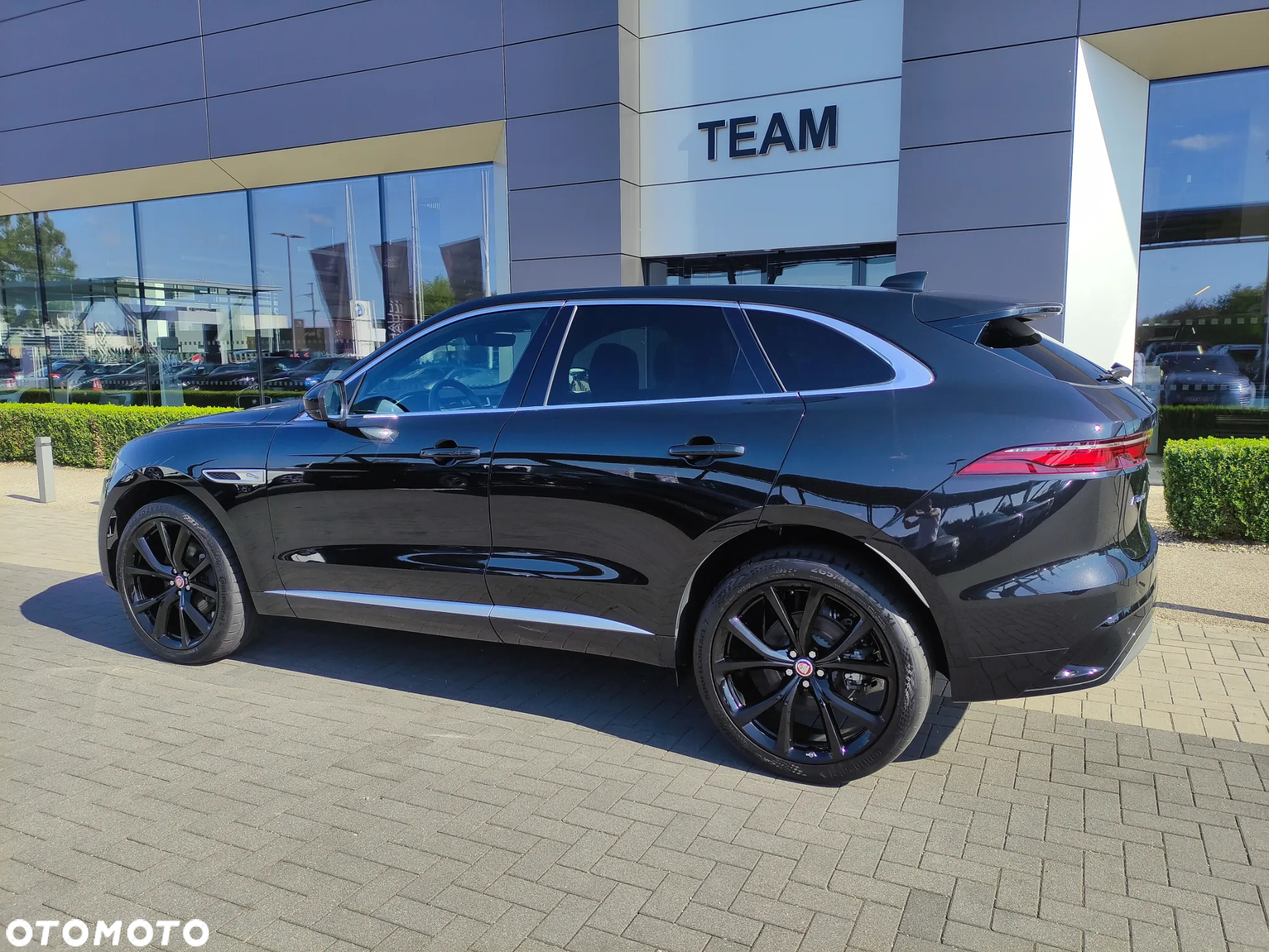 Jaguar F-Pace - 7