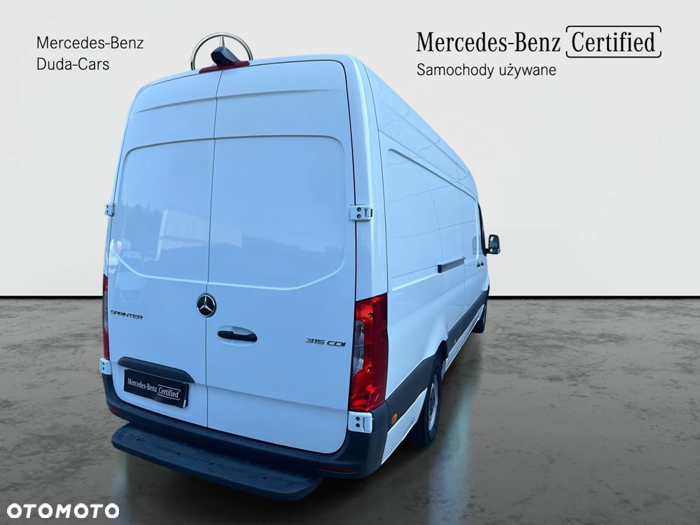 Mercedes-Benz Sprinter - 5