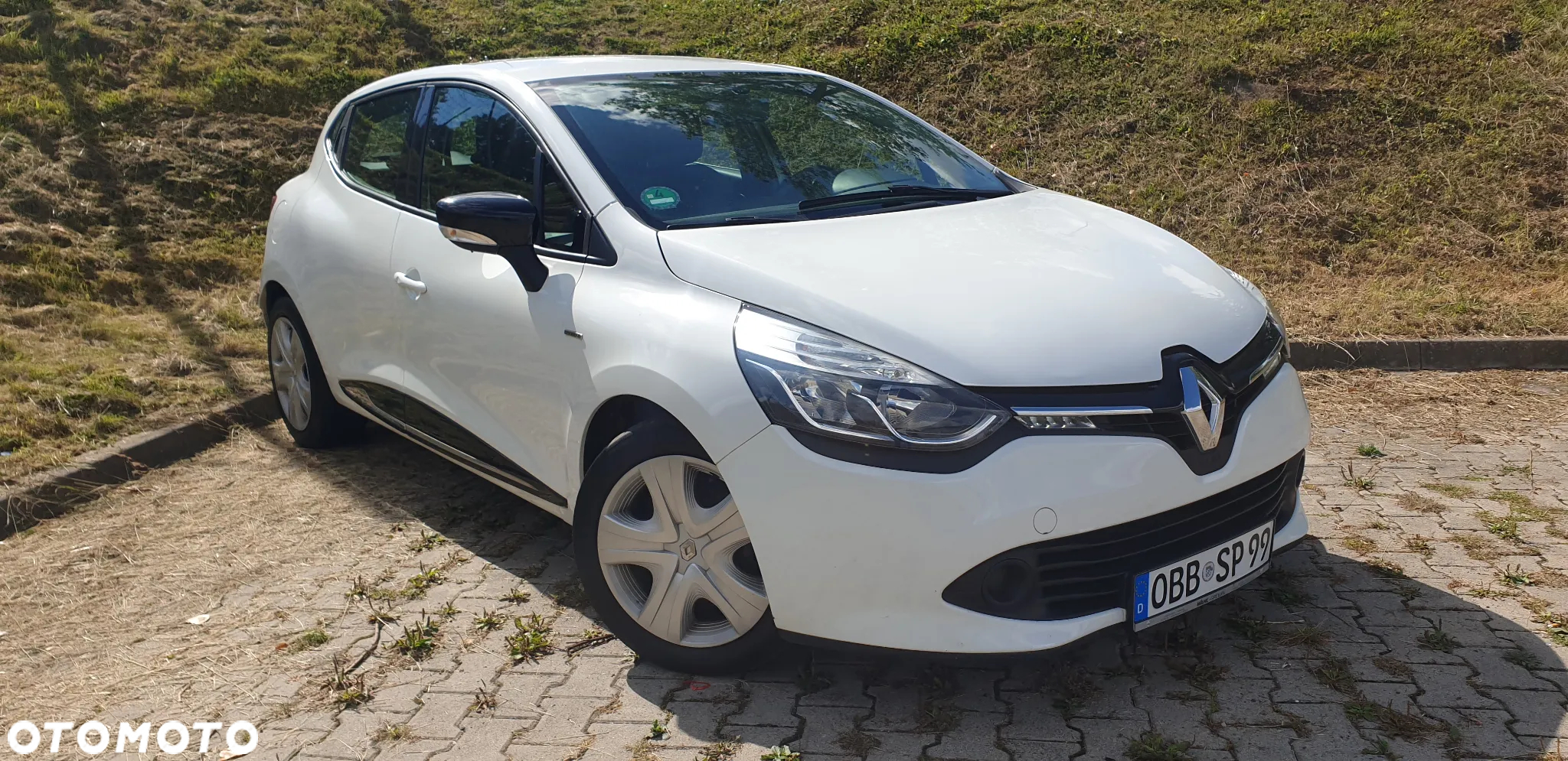 Renault Clio 1.2 16V Limited Plus - 4