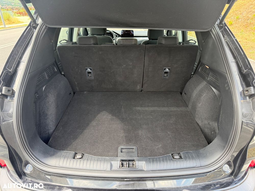 Ford Kuga 2.5 Duratec FHEV TITANIUM - 9