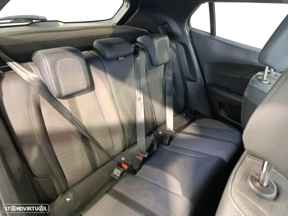 Peugeot 2008 1.5 BlueHDi Allure EAT8 - 8