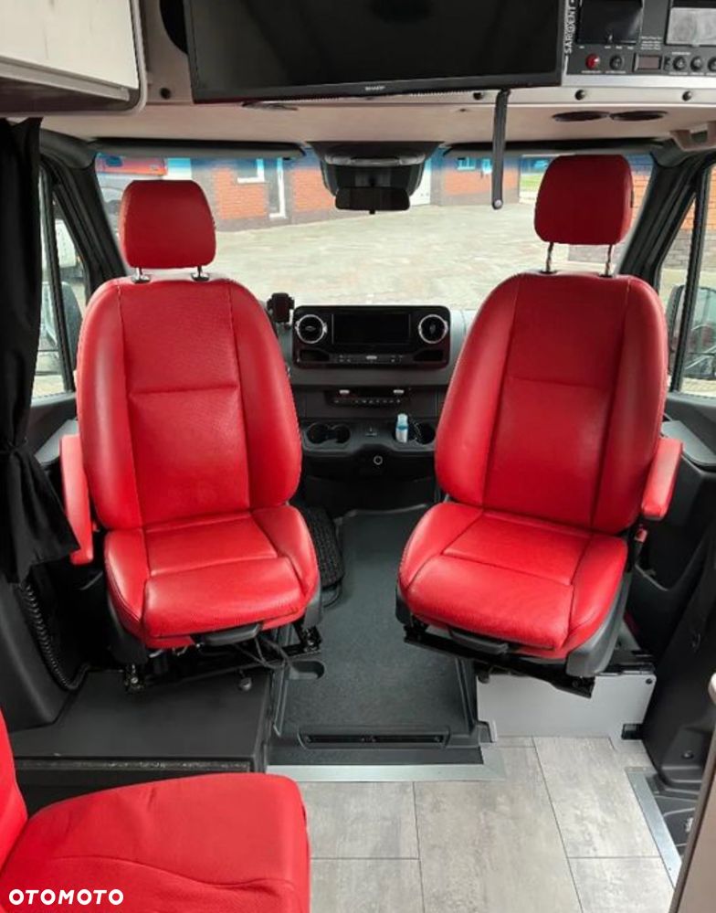 Mercedes-Benz SPRINTER - 17